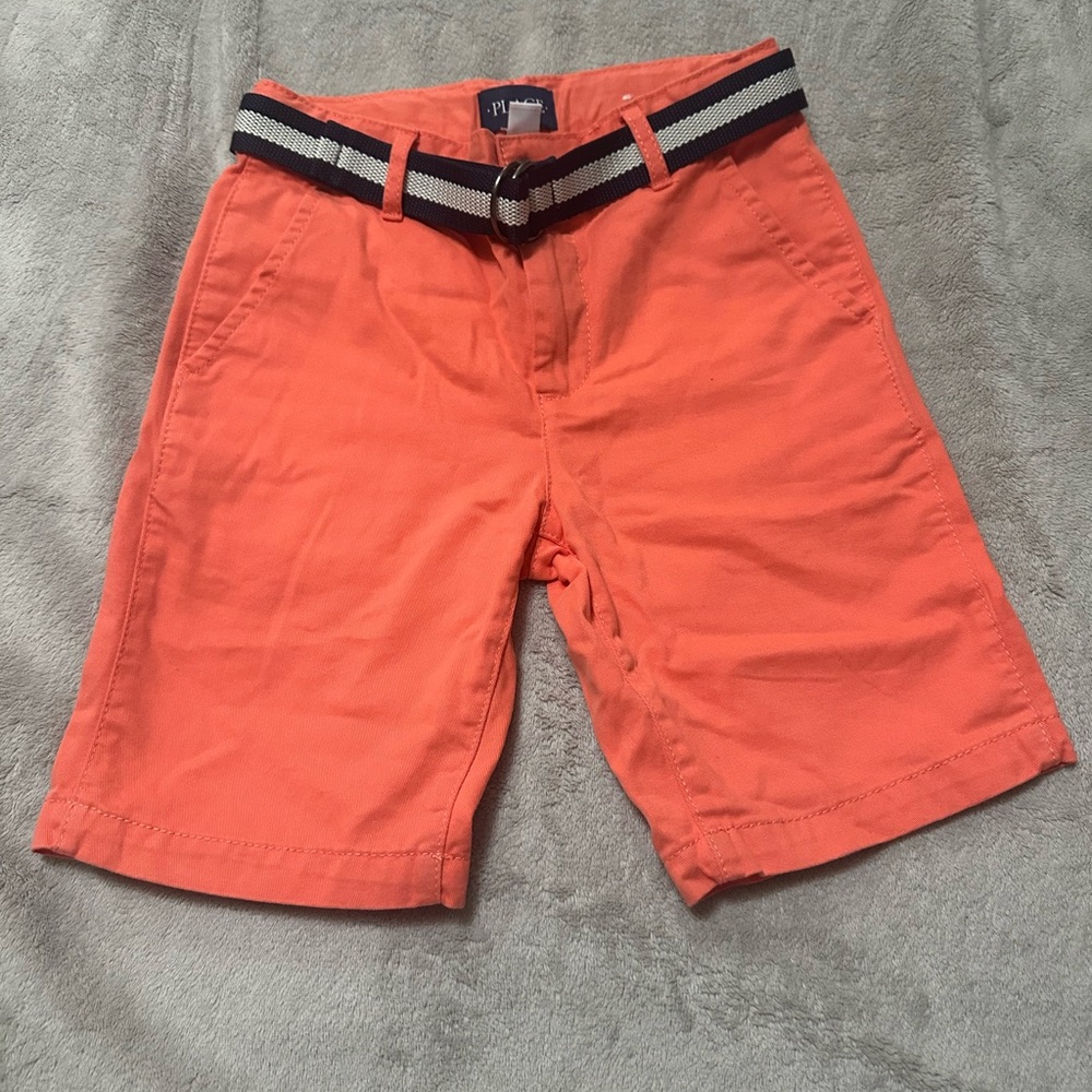 🆕The Children Place Vibrant Orange Shorts with Navy Accents
Nwt